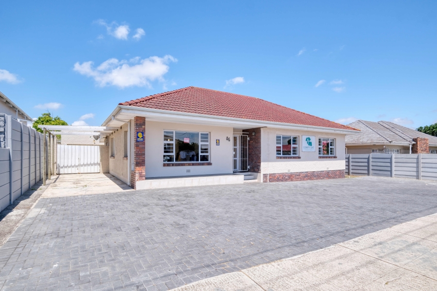 3 Bedroom Property for Sale in Newton Park Eastern Cape